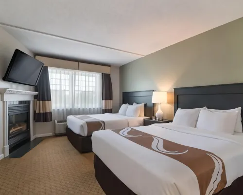 Quality Inn & Suites Hotels in Androscoggin County