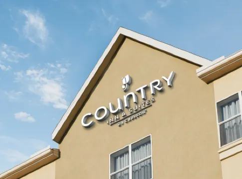 Country Inn & Suites by Radisson, Kearney, NE