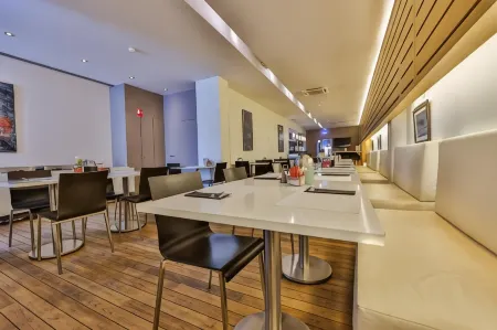 Hotel de La Couronne Liege Отели в г. Angleur