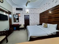 Diplomat Inn Hotel