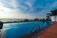 Classic Regency - Pools