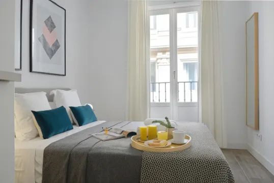 NQn Aparts & Suites Madrid