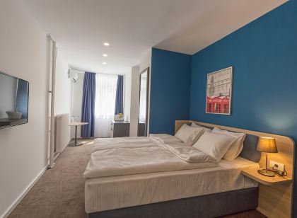 Premium Crown Suites