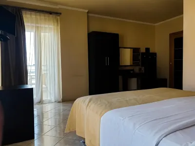 호텔 나이스 비치  호텔