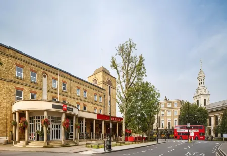 Ibis London Greenwich Отели рядом с достопримечательностью «Барьер Темзы»