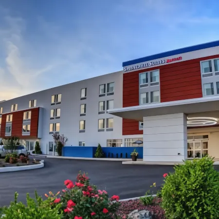 SpringHill Suites Scranton Montage Mountain Отели рядом с достопримечательностью «Pennsylvania Anthracite Heritage Museum»