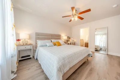 Cheerful 3 beds 2.5 baths near 30A & Miramar Beach Hotels in Miramar Beach