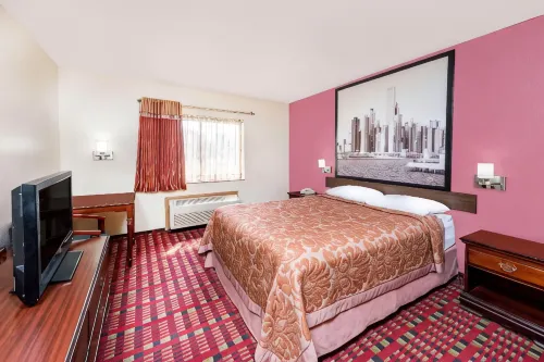 Super 8 by Wyndham Paris IL