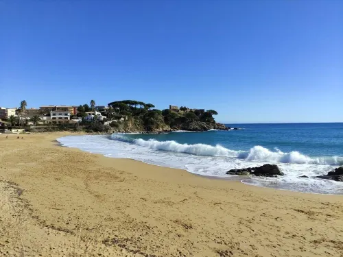 Wonderful apartment in front of the sea Hotels in Palamós