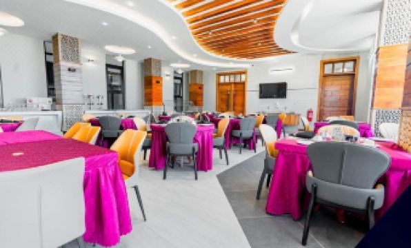 Royal Mgwasi Hotel - Housity