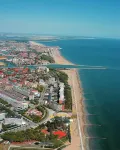 Relax in Our Seaview Flat - 2 estrellas