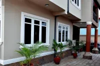 Efeane De-Comfy Apartments. のホテル