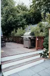 Modern Cape Cod Cottage Close to Everything - outdoor shower!