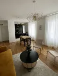 Champagne! Spacious apartment - مطابخ