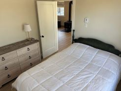 3 bdrm fully furnished cottage near the beach