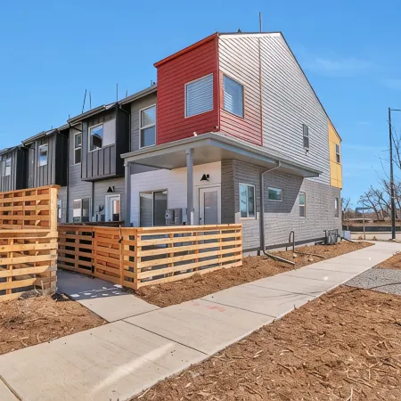 Charming 3-bedroom, 4 Bath Townhome in Arvada, CO