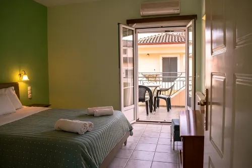 Chrisanthi Apartments