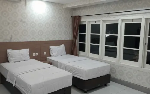 Oemah Kota Hotel - Misafirhane