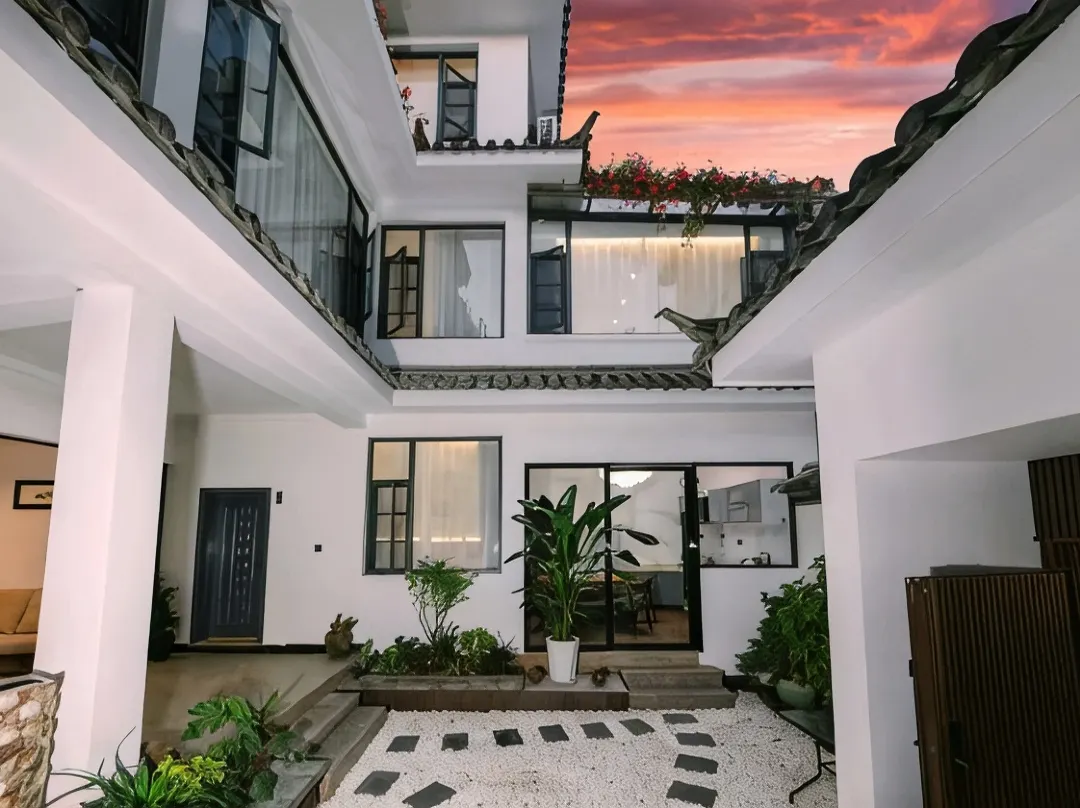 Yulan Bay Garden Light Luxury Homestay - Lijiang