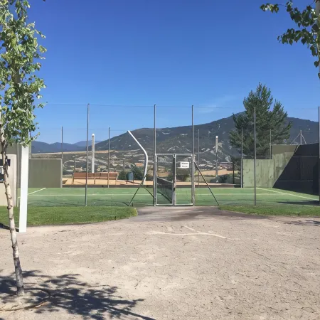 Apartment with views of the Pyrenees with free Wifi and Netflix