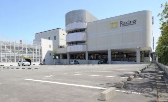 Racine Shinmaebashi