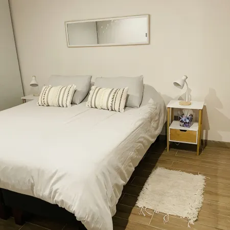 Apartamento a Estrenar, Céntrico, Cerca de Playa Grande. Cochera. Equipado Full