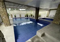 Tagaytay Haven Hotel - Pools
