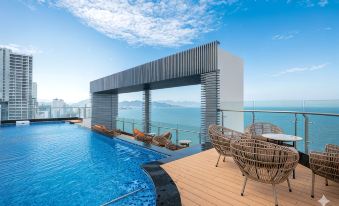 Comodo Nha Trang Hotel
