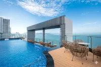 Comodo Nha Trang Hotel - Beach resorts