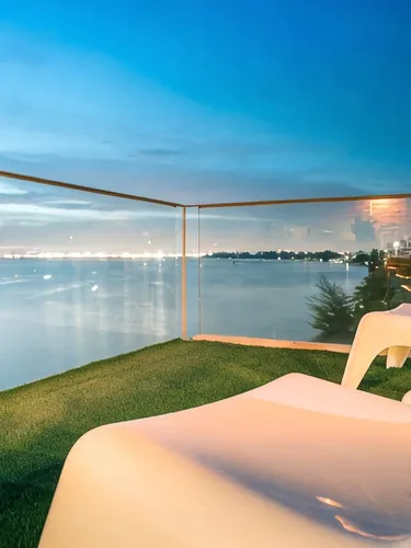 รูปภาพของExclusive Sandbox Beachfront Villa