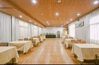 Xinyuan Business Hotel