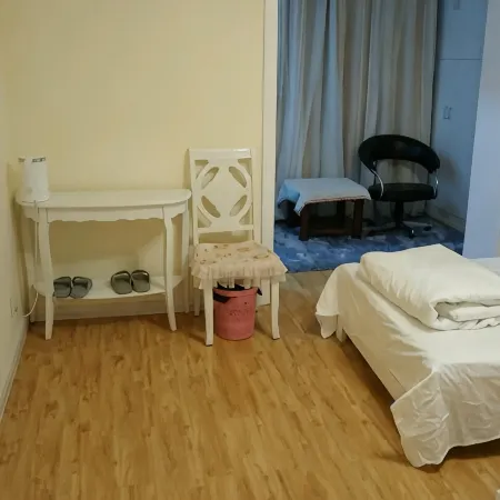 Gobi Pearl Inn (Jiayuguan Bus Station First People's Hospital Store)