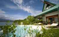 Badian Island Wellness Resort - Beach