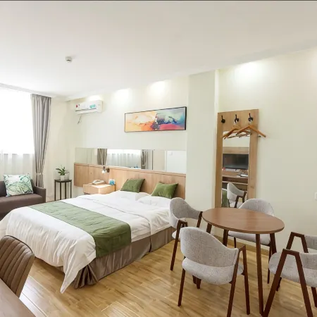 GreenTree (Yangzhong Central Mall Gangdong North Road)