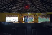 Beyond Sunset Resort & Villas - bar