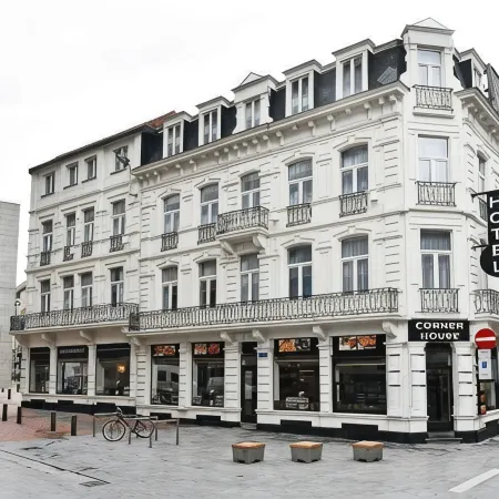 Hotel Corner House by WP Hotels