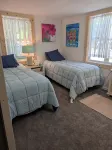 2 miles from the Indiana Rails train station, 12 miles from Pokagon State Park - 3 tähden
