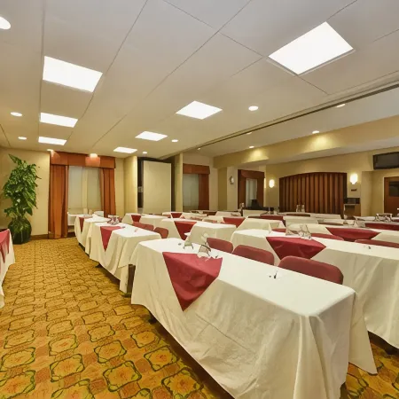Comfort Suites Eugene