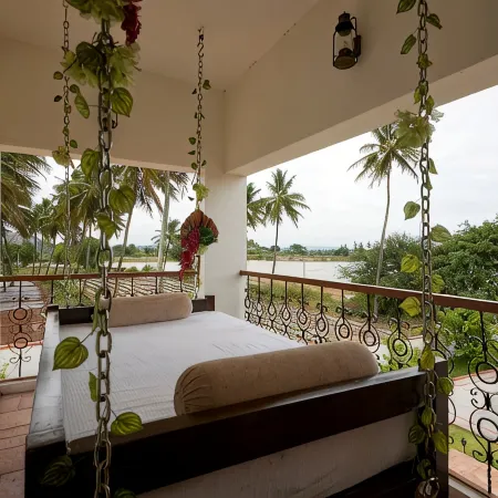 Amara Kosha Lagoon Hosur Private Villa 3BHK+1Dom, 2-20 pax, POOL+JACUZZI+MOVIE ROOMS+FOOD