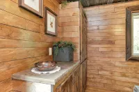 Traveler Suite – Rustic 2 Bed, 2 Bath Apt, King Beds! - Apartemen