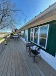 Waterfront 3 Bedroom cottage located in beautiful Turkey Point - Wifi