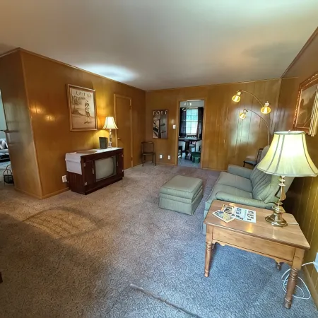 My Fairleighdy is a 3-bedroom house, perfectly located in historic Saint Joseph.