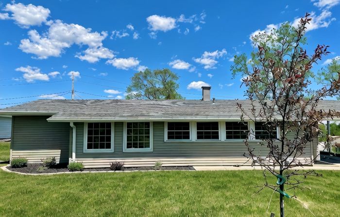 Cozy 3 bed, 2 bath home close to historic downtown Hannibal