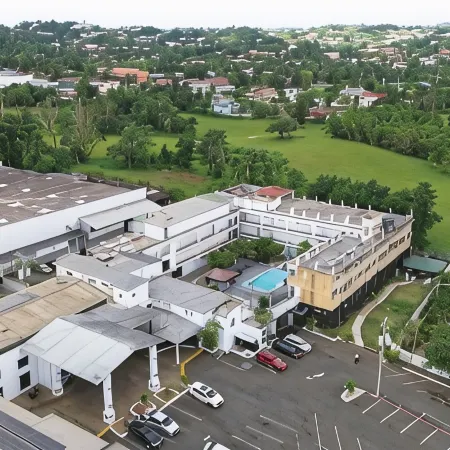 Golf View Hotel Отели в г. Мандевилл