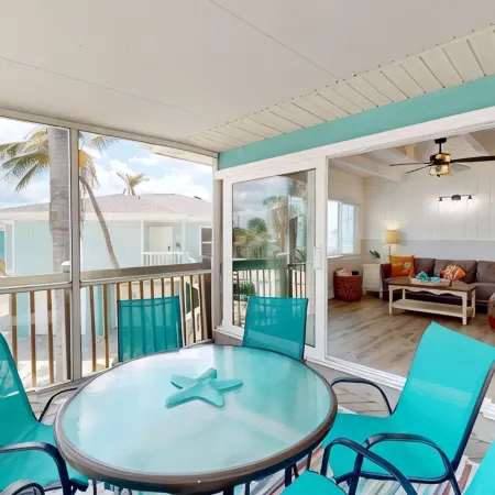 Oceanview 3-Bdrm Home Steps from Beach!  Heated Pool & Hot Tub.  Sleeps 6.