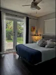 Heated Pool House with Wi-Fi parking available BBQ GRILL(private duplex house) - Wi-Fi