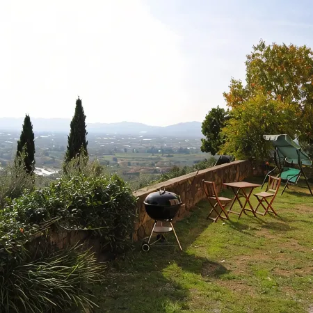 Country Villa - exclusive panorama - excellent location for Pistoia, Florence and Lucca