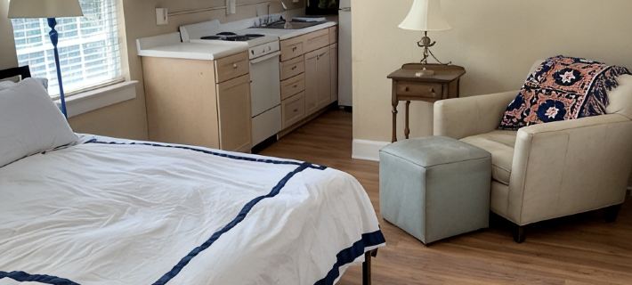 Apartment center center Hotels in Auburn