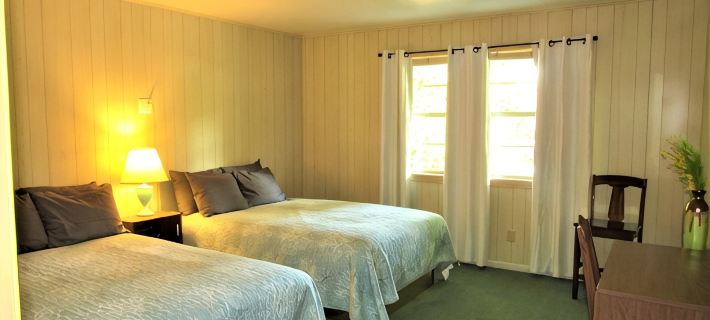 Condo #18 at Kentucky Lake's Lynnhurst Family Resort カロウェイのホテル