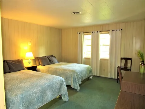 Condo #18 at Kentucky Lake's Lynnhurst Family Resort